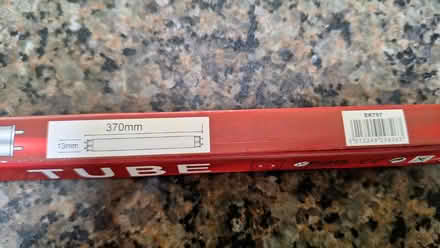 Photo of free Fish tank fluorescent tube (Ashtead KT21) #3