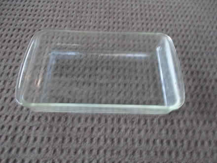 Photo of free 7"x12" PYREX BAKING PAN (casselberry) #1