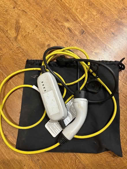 Photo of free Seat Leon 2021 hybrid charger (Crosspool S10) #1