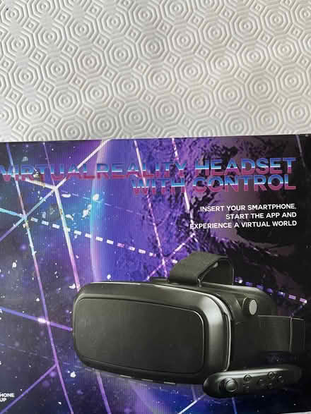 Photo of free Virtual Reality Headset with Control (Old Malden KT4) #3