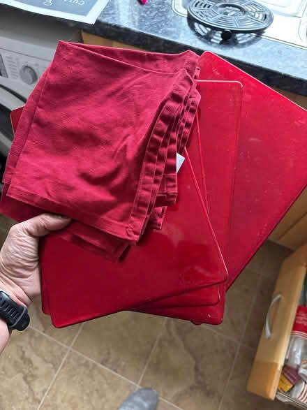 Photo of free Placemats and napkins (Surbiton KT5) #1