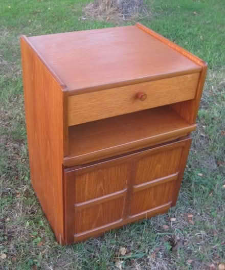 Photo of free Small wooden cabinet (Halesworth IP19) #1