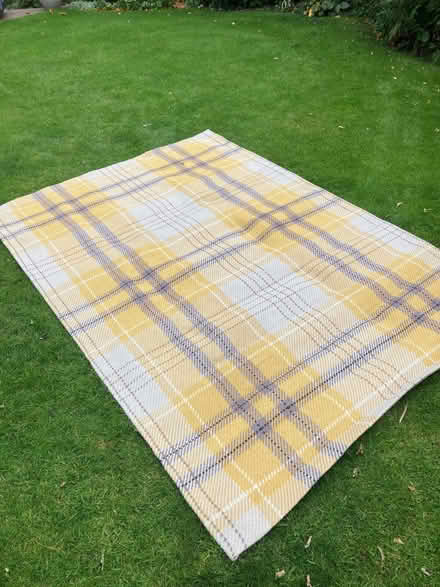 Photo of free Wool rug (Nantwich CW5) #1