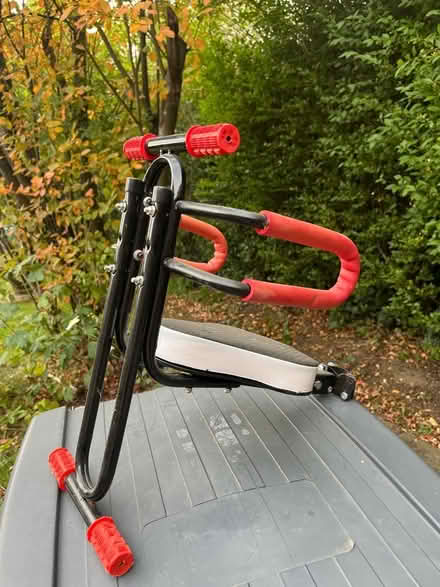 Photo of free Front mounted child bike seat (Wonersh GU5) #1