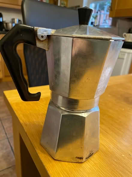 Photo of free Espresso /Mocha pot (CV23, Coton Park) #2