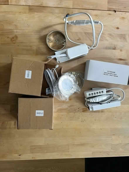 Photo of free 2 X under lights for cupboard (St Nicholas SG1) #1