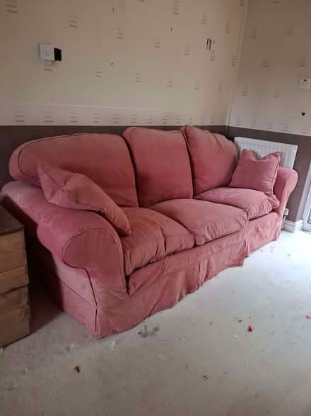 Photo of free Sofa (Walton Summit PR5) #2