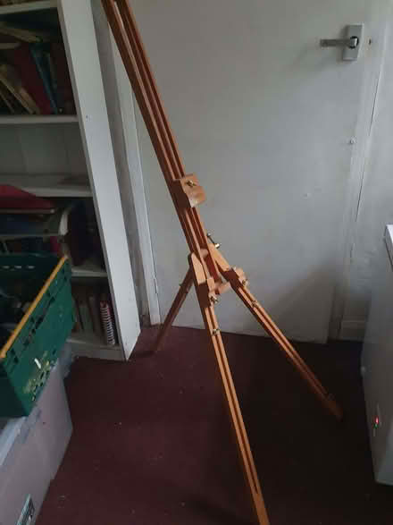 Photo of free Two Wooden Easels (CT9) #1