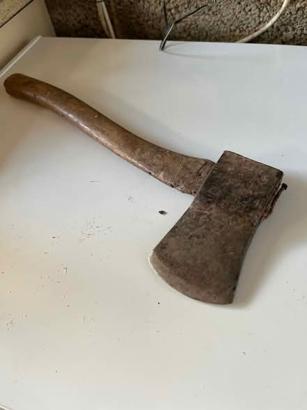 Photo of free Axe (Kingsway) #1