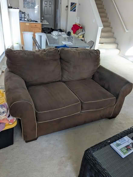 Photo of free Love seat (Near Boise State) #1