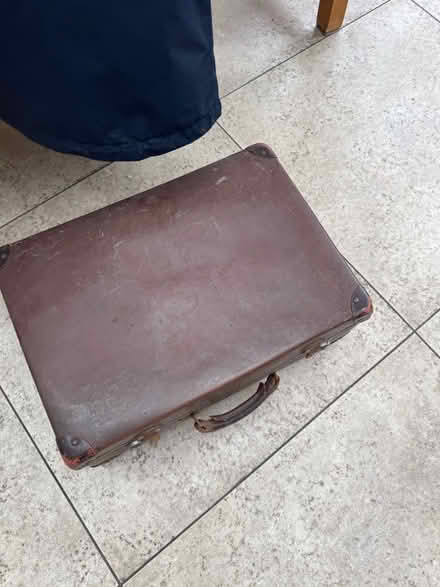 Photo of free Old suitcase (Papplewick CP NG15) #2