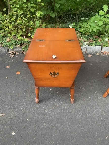 Photo of free furniture (Silvermine, Norwalk CT) #2