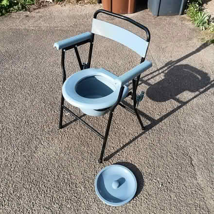 Photo of free Commode (Shalford, GU4) #1