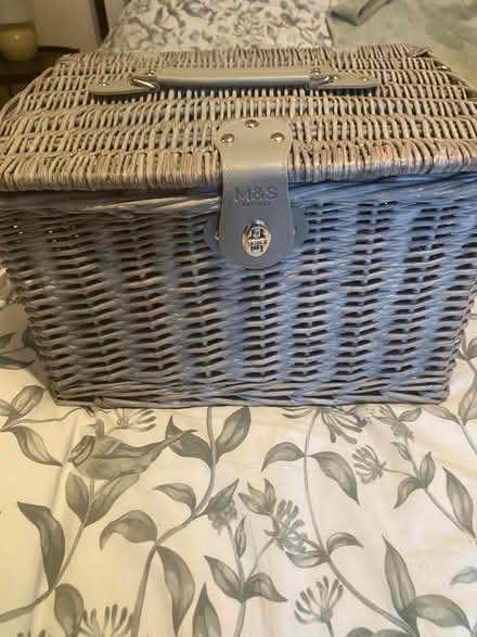 Photo of Wicker hamper (Wentnor SY9) #1