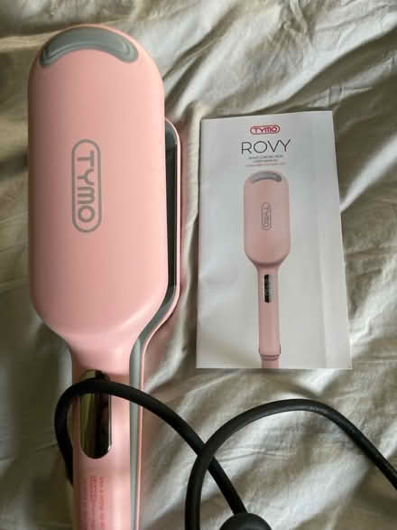 Photo of free Hair crimper / beach wave/new (Hampton Hill) #1