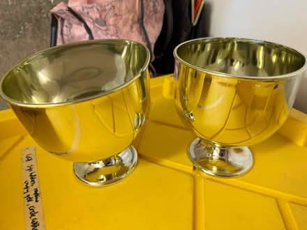 Photo of free Gold plastic floral vases (Fiesta gardens) #1