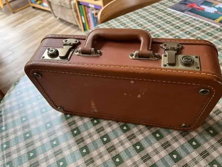 Photo of free B flat clarinet case (Haylands Way MK41) #2