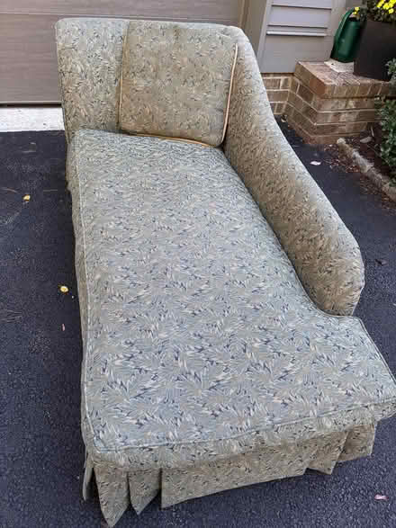 Photo of free Green chaise lounge (Glen Rock, NJ) #1