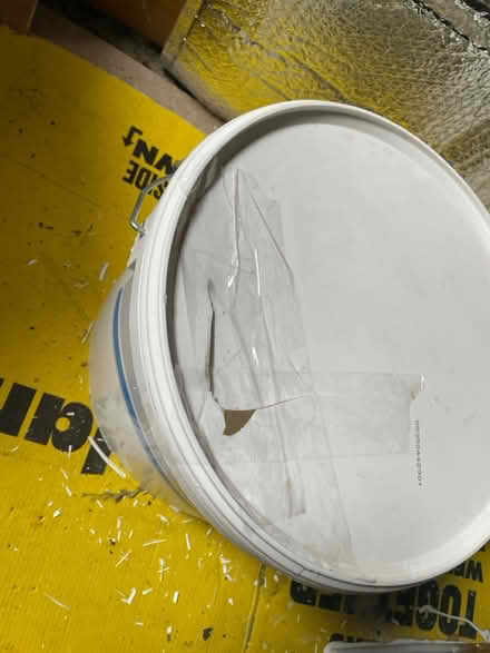 Photo of free Wickes Matt Emulsion Paint - White (CV23, Coton Park) #3