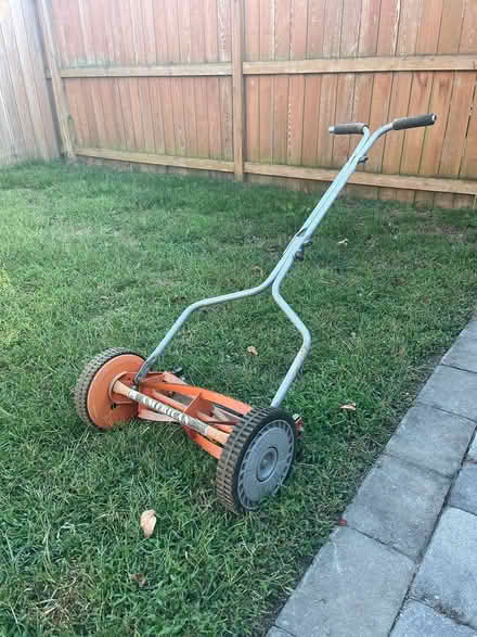 Photo of free Push mower (Lamond Riggs) #2