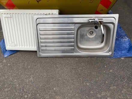 Photo of free kitchen sink (Central Kenilworth) #1