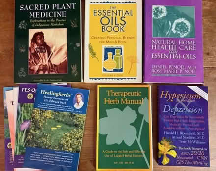Photo of free Books (Cupertino - DeAnza and 280) #1