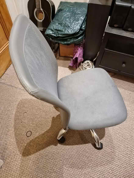 Photo of free Fabric Desk Chair (Bickley BR1) #2
