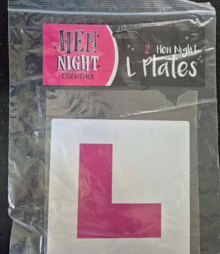 Photo of free Hen Party and Wedding items (Lion Gate TW9) #3