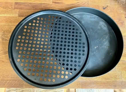 Photo of free Perforated pizza pan (Cookley DY10) #2