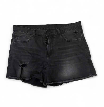 Photo of free Uniqlo Woman’s Black Shorts (Brooklyn Storage) #1