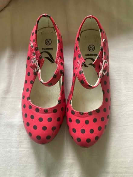 Photo of free kids shoes (Corstorphine EH12) #1