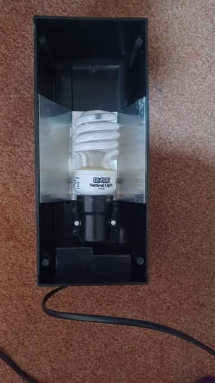 Photo of free Exo Terra Compact Top Mini - Lamp (Stonehouse GL10) #1