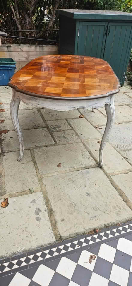 Photo of free Dining table (Wanstead E11) #1