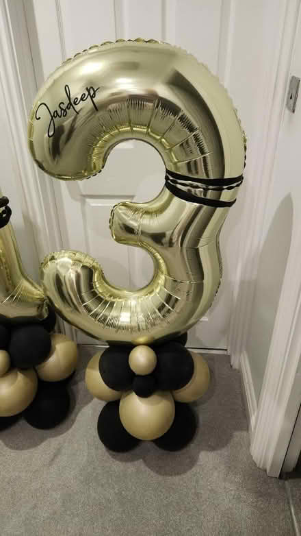 Photo of free Numbered balloons (1 and 3) (West Drayton UB7) #1