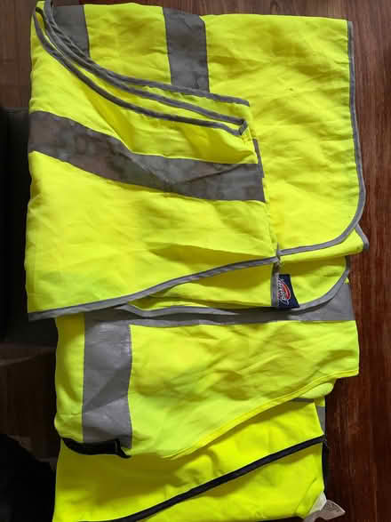 Photo of free 3 x High Vis jackets (Saint George's CO2) #1