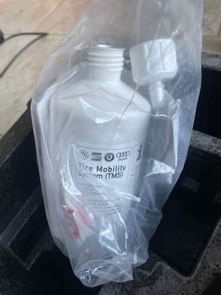 Photo of free Air compressor + TMS Tyre Mobility System (Dutton PR3) #2