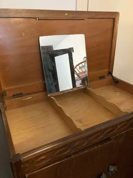 Photo of free bedroom cupboard (South Oxfordshire RG4) #2