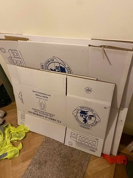 Photo of free moving boxes x6 (Watford Heath WD19) #1