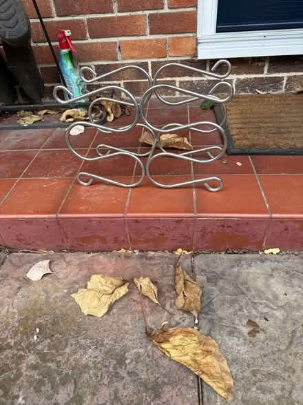 Photo of free Chrome wine rack (Twyford RG10) #1