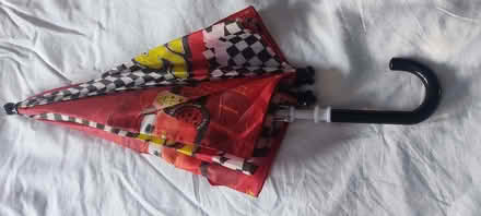 Photo of free lightning McQueen umbrella (Walton) #2