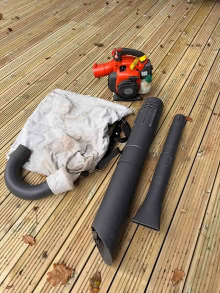 Photo of free Non-working Husqvarna leaf blower and mulcher. (Butterow GL5) #2