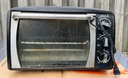 Photo of free Convection Oven (Bloor/ The West Mall) #1