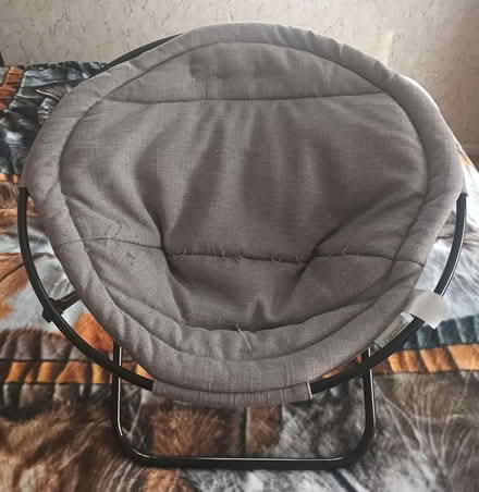 Photo of free 2 cat beds (Off Leylands Road RH15) #1