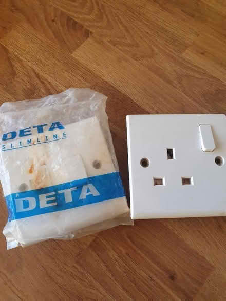 Photo of free 2 sockets (Enfield EN2) #1