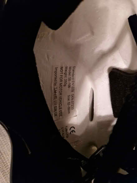 Photo of free Kids helmet and safety pads (Roslin EH25) #1