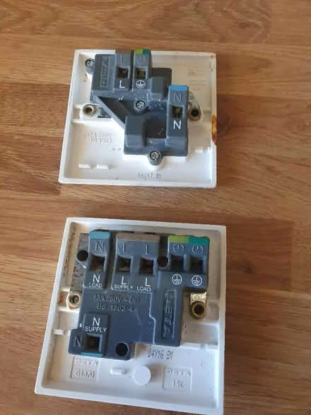Photo of free 2 sockets (Enfield EN2) #3