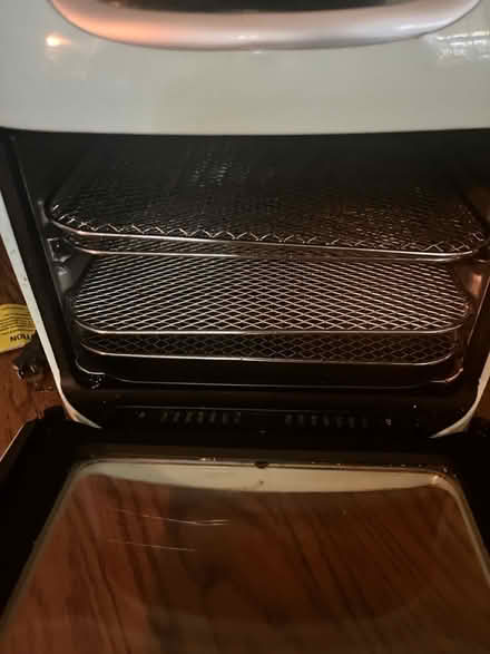 Photo of free Air fryer (Royal Oak, MI) #2