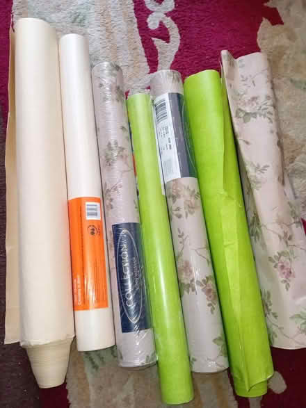 Photo of free Sélection of wall and lined paper (Peckham) #1