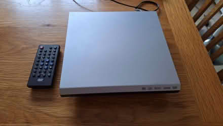 Photo of free DVD player (Horsell GU21) #1