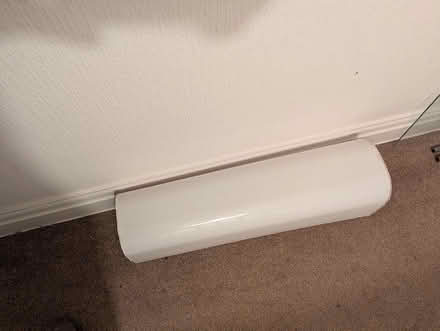Photo of free Basin & pedestal (Cuddington CW8) #2